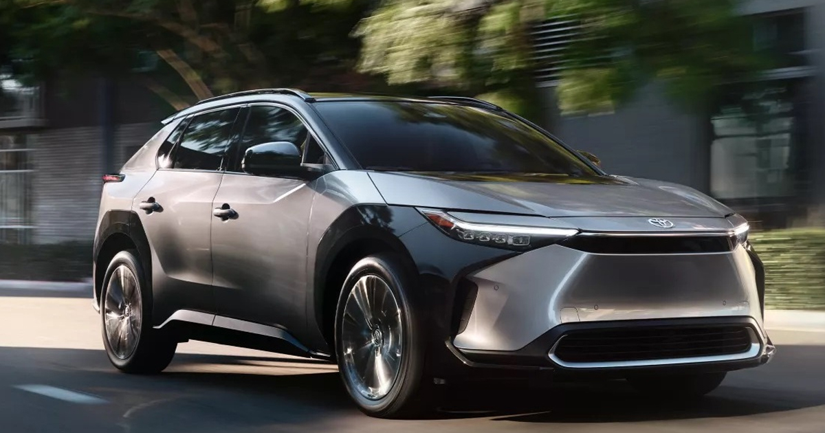 Conduire un rêve : les avantages de la location chez Boulevard Toyota
