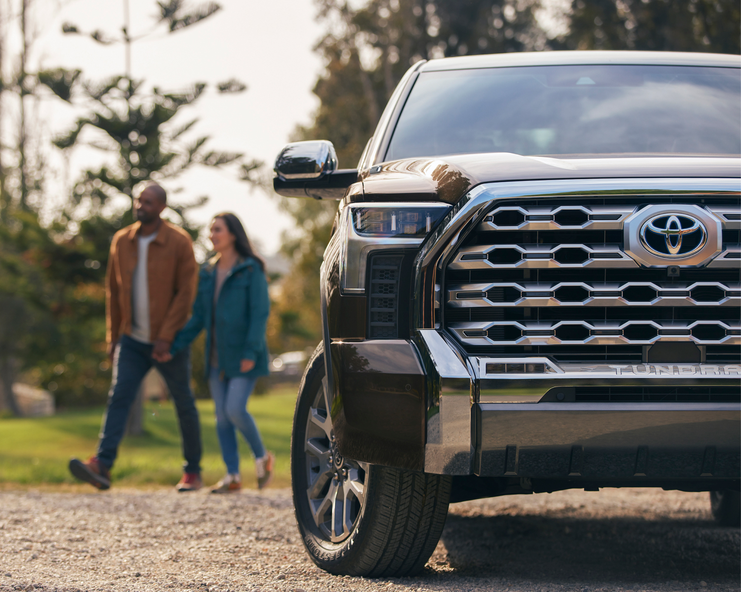 Toyota Tundra vs Ford F-150 : Quel camion pleine grandeur choisir en 2025 ?